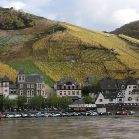 Mit Moselblick Appartement *